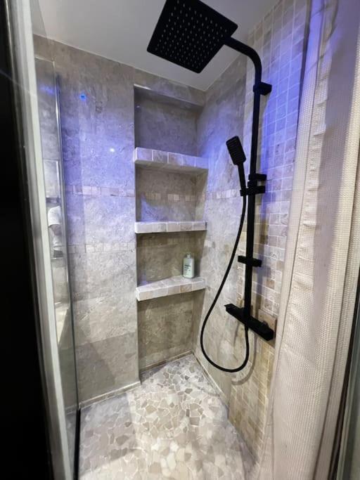 Appartement Convivial Pour Sejourner Le Kremlin-Bicêtre Екстериор снимка