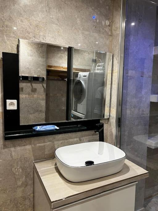 Appartement Convivial Pour Sejourner Le Kremlin-Bicêtre Екстериор снимка